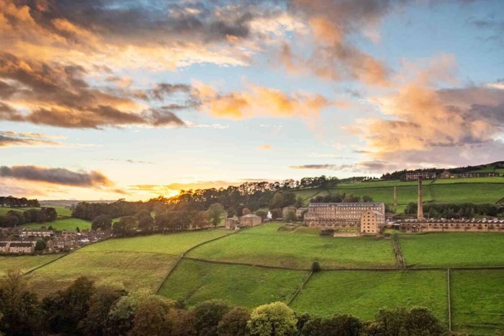 Entire Cottage In The Beautiful Calder Valley Halifax Buitenkant foto